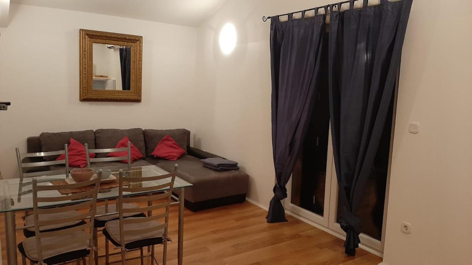 Apartment Shankini Πούλα Εξωτερικό φωτογραφία