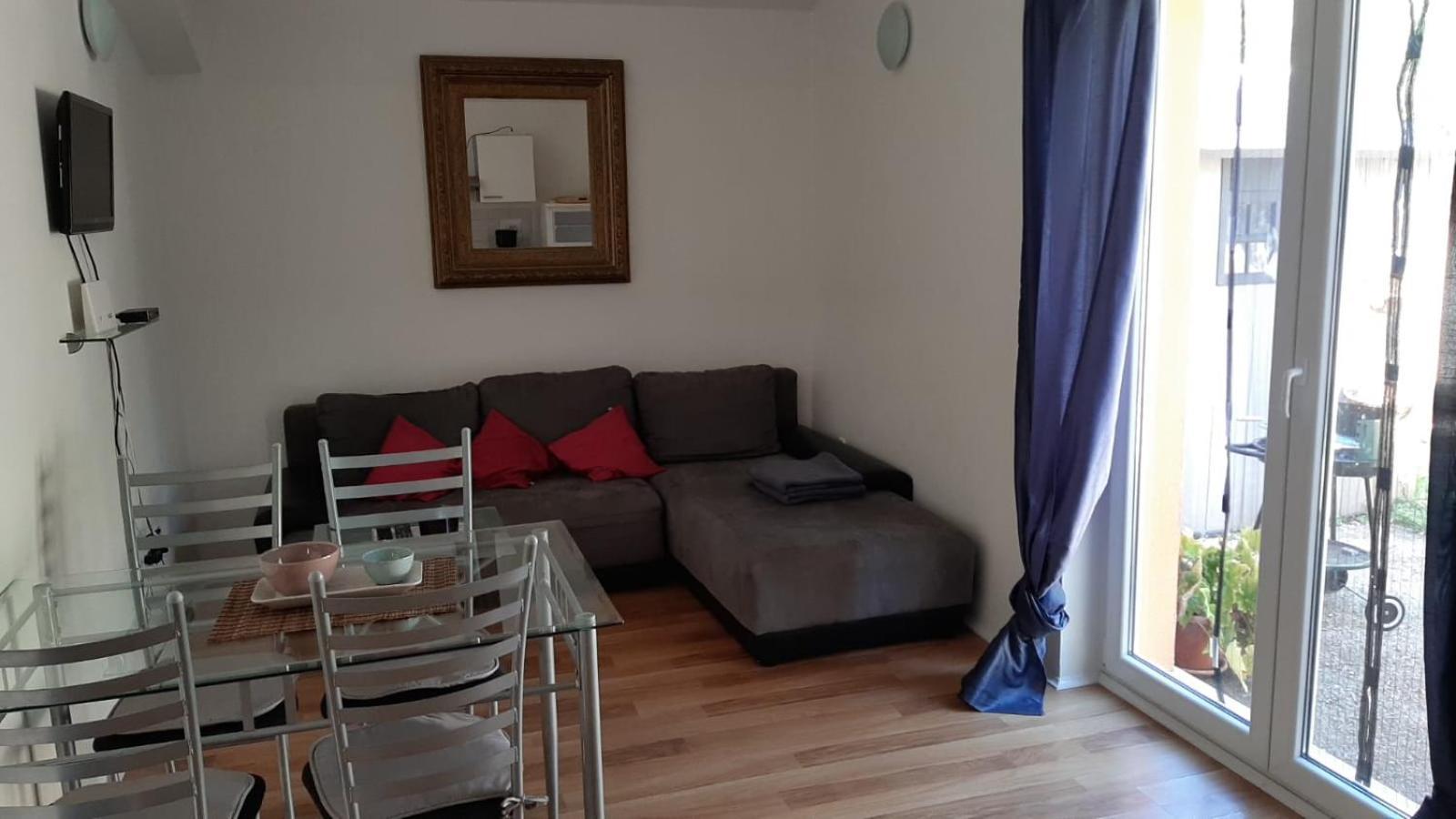 Apartment Shankini Πούλα Εξωτερικό φωτογραφία